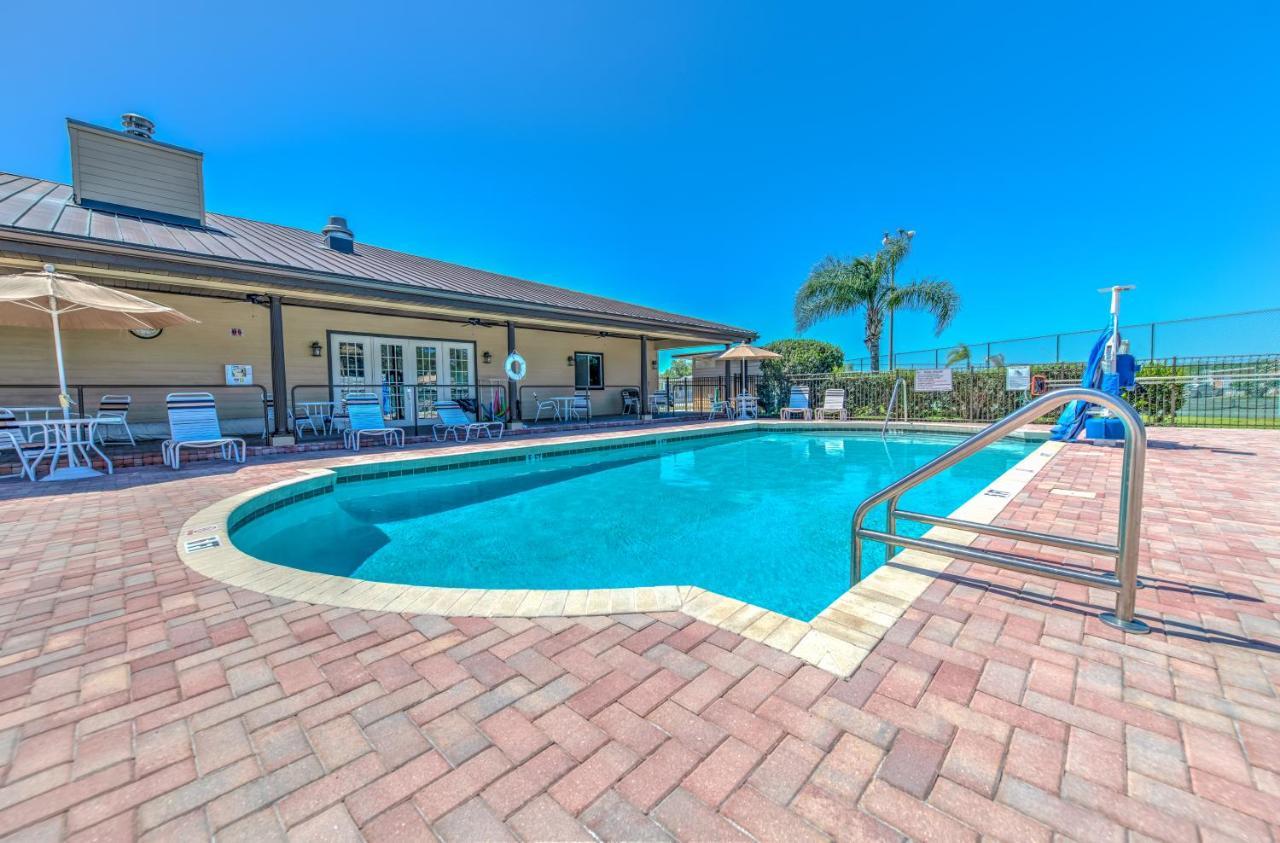 זפירהילס Majestic Oaks Rv Resort מראה חיצוני תמונה