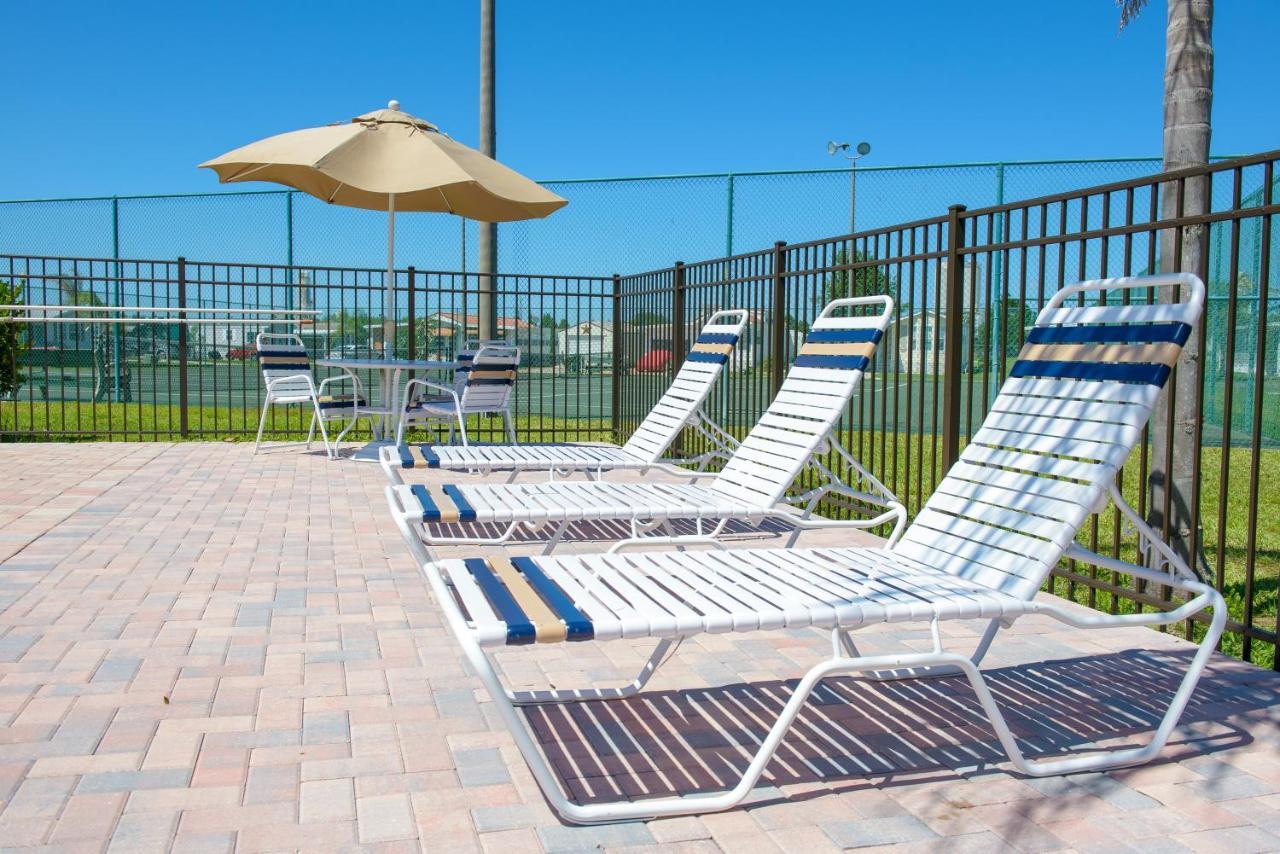 זפירהילס Majestic Oaks Rv Resort מראה חיצוני תמונה