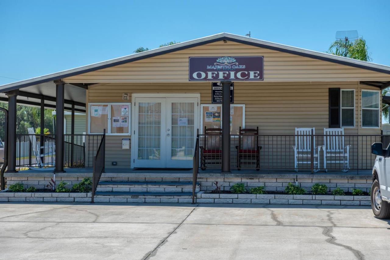 זפירהילס Majestic Oaks Rv Resort מראה חיצוני תמונה